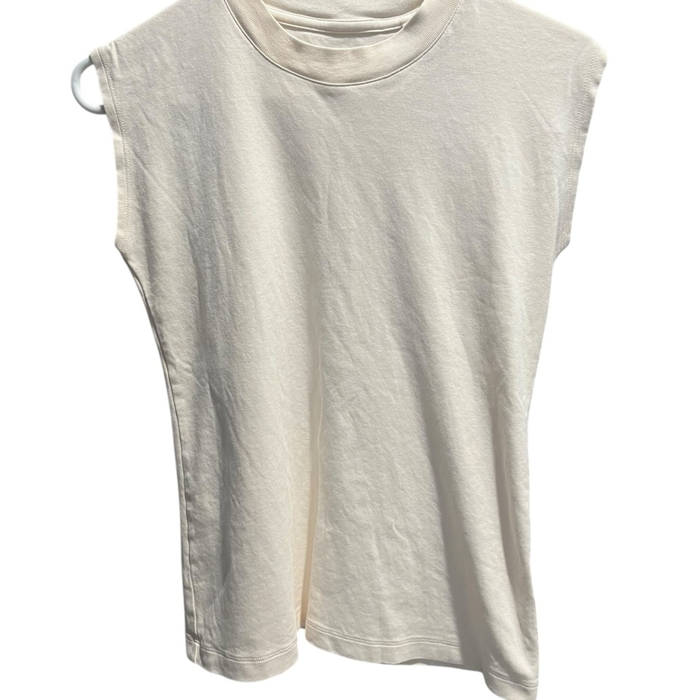 M.M. LAFLEUR Sleeveless Ivory Tank Top. Size XS